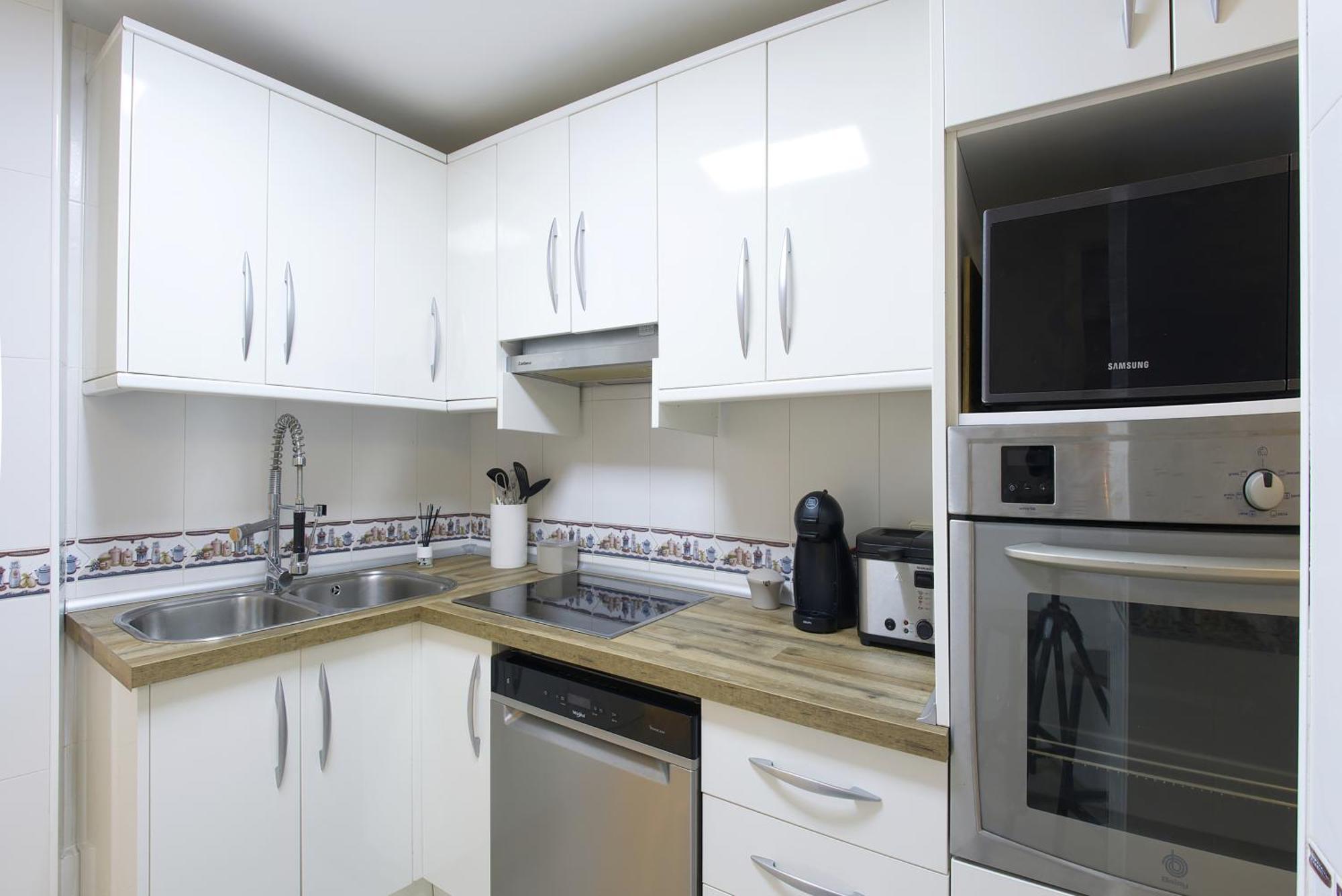 Apartamento De 3 Habitaciones En El Centro Málaga Exterior foto